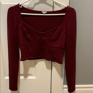 GARAGE Burgundy Top